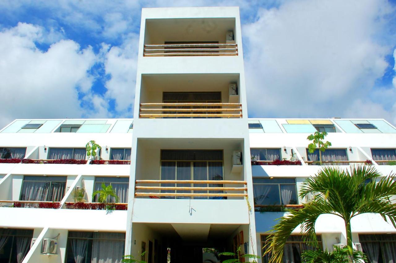 Axkan Tulum Luaran gambar
