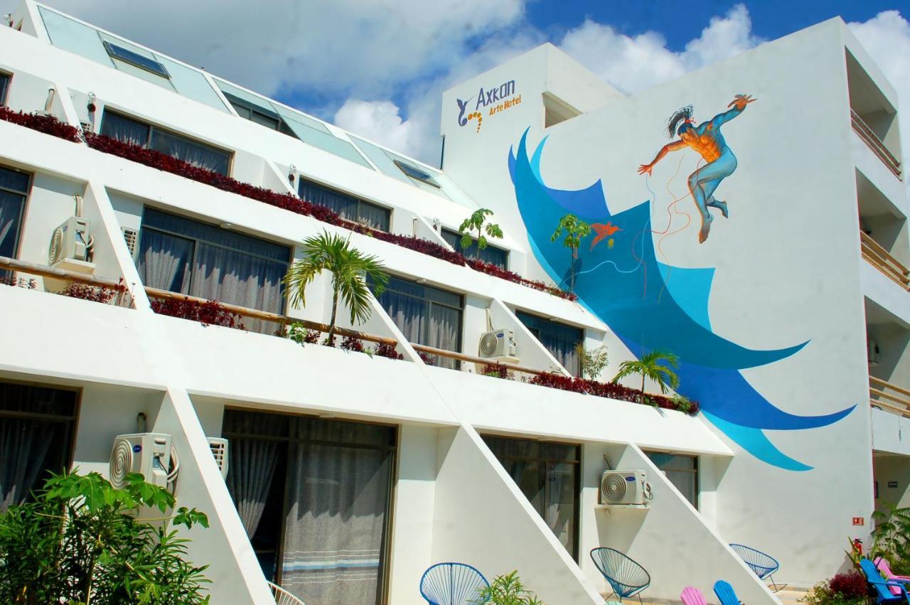 Axkan Tulum Luaran gambar