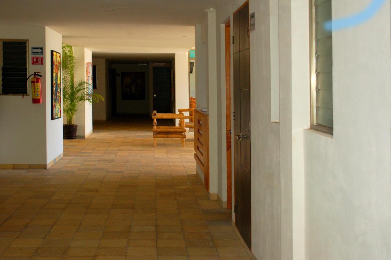 Axkan Tulum Luaran gambar